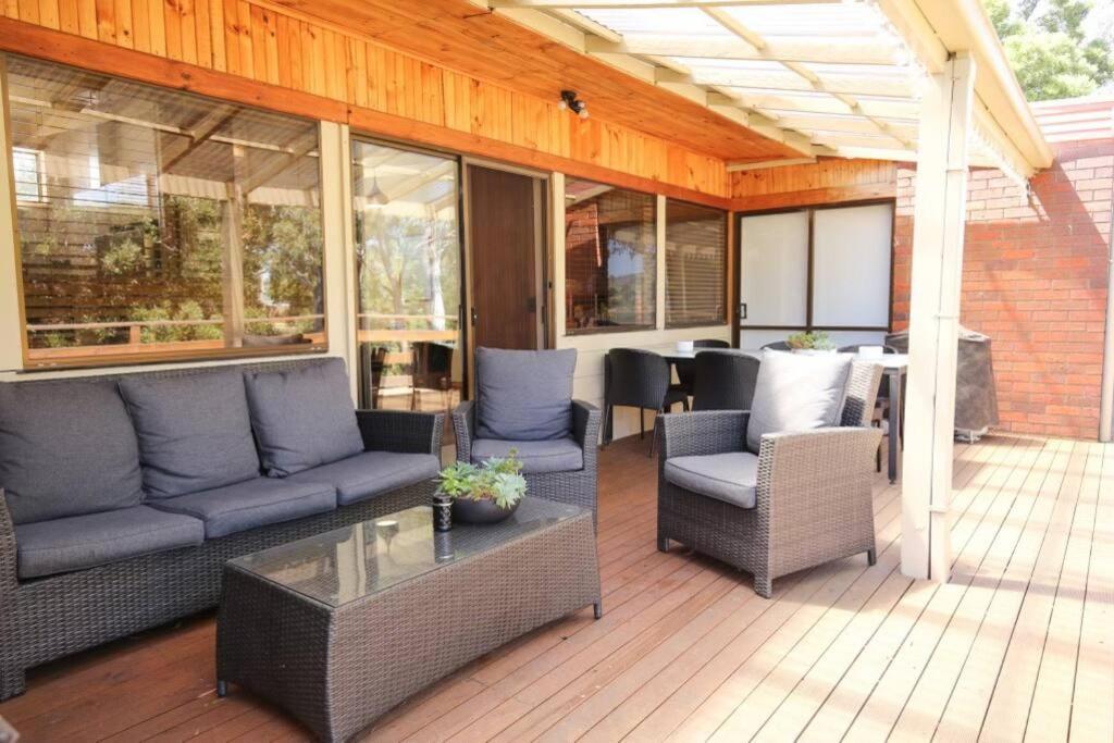 Bridgecroft House - Spacious & Serene Family Home Richmond Bagian luar foto